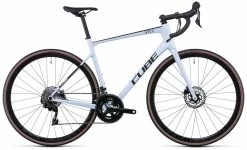 Cube Attain GTC Race Frostwhite´n´carbon