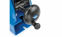 Dévoileur De Roues Professionnel Park Tool TS-4.2 -Vélo Boutique de vente Devoileur de Roues Professionnel Park Tool TS 4.2 molette anti derapante 1235x735