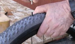 Kit De Réparation Tubeless à Mèches Dynaplug Micro Pro -Vélo Boutique de vente Kit de Reparation Tubeless a Meches Dynaplug Micro Pro action 1235x735