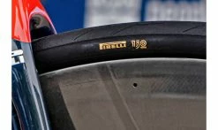 Pneu Vélo Route Pirelli P ZERO Race SmartEVO - TechBELT Road -Vélo Boutique de vente Pirelli P Zero Race 150th anniversary limited edition road bike tires made in Italy gold logo 1235x735