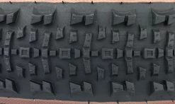 Pneu Hutchinson Kraken Racing Lab - Race Ripost XC - Hardskin - Tubeless Ready 14 Pneu Hutchinson Kraken Racing Lab - Race Ripost XC - Hardskin - Tubeless Ready -Vélo Boutique de vente Pneu Hutchinson Kraken Racing Lab Race Ripost XC Hardskin Tubeless Ready crampons 1235x735