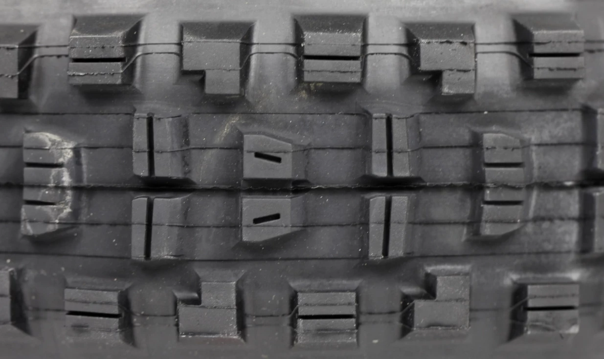 Pneu Maxxis Minion DHR II - 3C Maxx Terra - Double Down - Tubeless Ready 6 Pneu Maxxis Minion DHR II - 3C Maxx Terra - Double Down - Tubeless Ready – Image 4