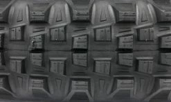 Pneu Michelin Wild Enduro Front MAGI-X2 - Gravity Shield - Tubeless Ready - Ebike Ready -Vélo Boutique de vente Pneu Michelin Wild Enduro Front MAGI X2 Gravity Shield Tubeless Ready Ebike ready macro 1235x735