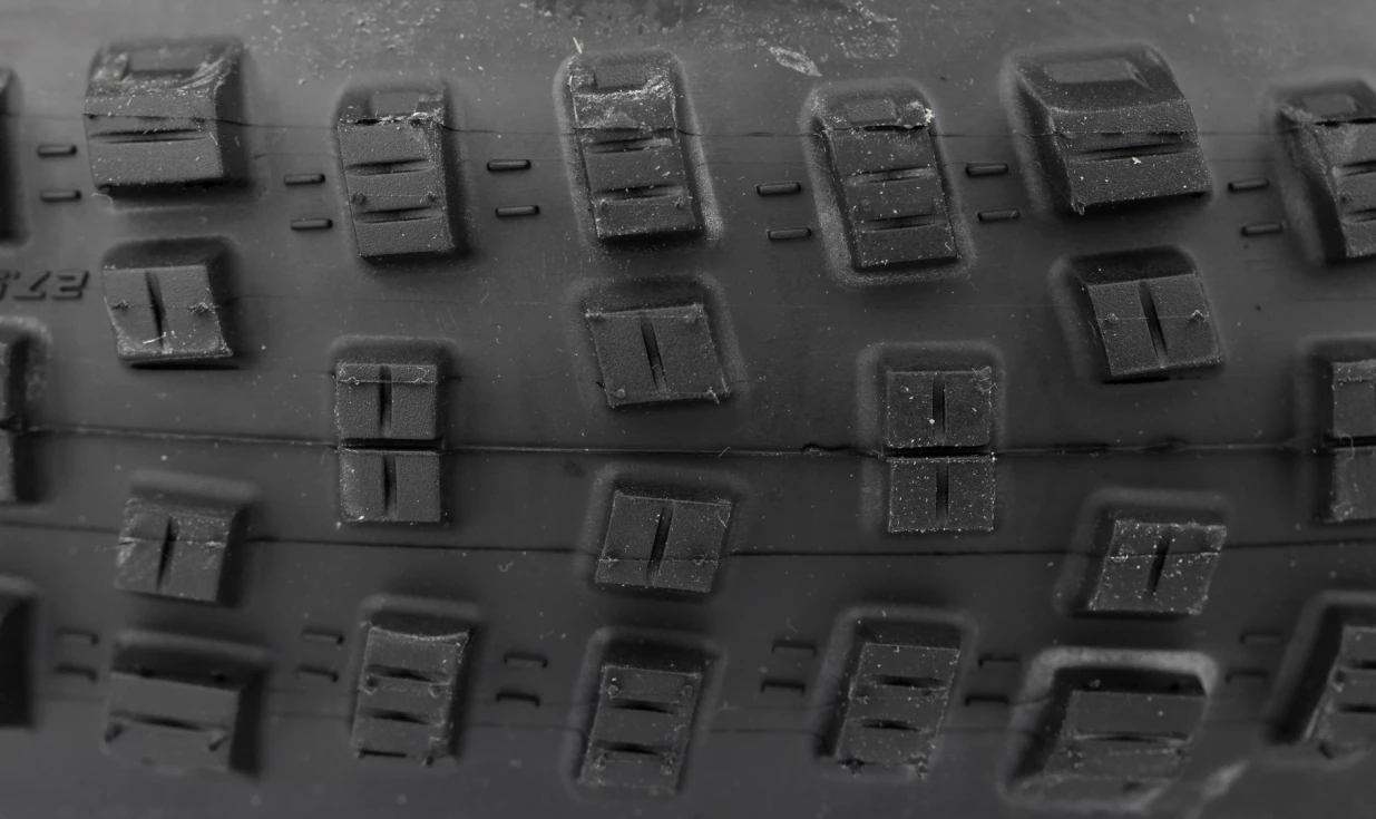 Pneu Schwalbe Nobby Nic Addix - Performance Line - Tubeless Ready 6 Pneu Schwalbe Nobby Nic Addix - Performance Line - Tubeless Ready – Image 4