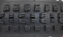 Pneu Vittoria Mazza - 4C Graphène 2.0 - Enduro 2-Ply - Tubeless Ready -Vélo Boutique de vente Pneu Vittoria Mazza 4C Graphene 2.0 Enduro 2 Ply Tubeless Ready crampons 1235x735