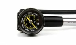 Pompe Pour Fourche Et Amortisseur Topeak Pocket Shock DXG 25 Bar / 360 PSI -Vélo Boutique de vente Pompe pour Fourche et Amortisseur Topeak Pocket Shock DXG manometre 1235x735