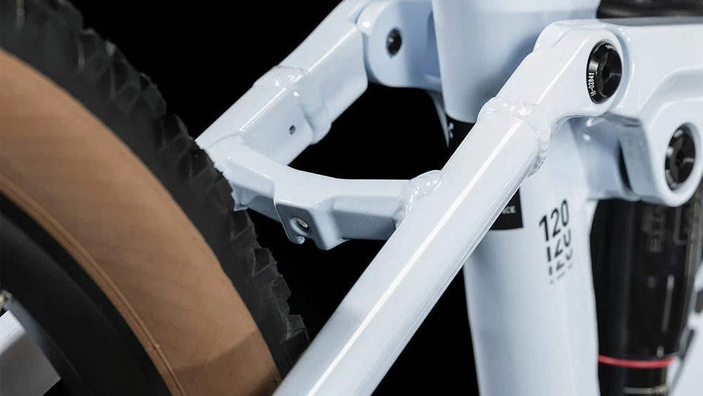 Cube Stereo Hybrid 120 Pro 750 Flashwhite´n´black 5 Cube Stereo Hybrid 120 Pro 750 Flashwhite´n´black – Image 3