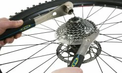 Démonte Cassette Shimano Hyperglide Avec Levier Var RL-62500-C -Vélo Boutique de vente VAR RL 62400 2 1235x735