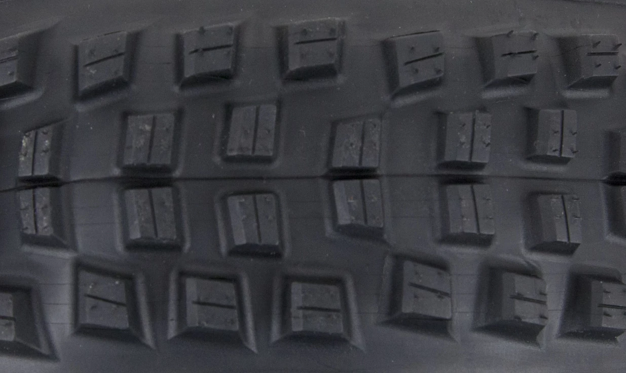 Pneu VTT Michelin Wild AM2 – Gum-X – Trail Shield – Tubeless Ready 5 Pneu VTT Michelin Wild AM2 – Gum-X – Trail Shield – Tubeless Ready – Image 3