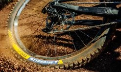 Pneu Michelin DH 34 - Magi-XDH - DownHill Shield Bead2Bead - Tubeless Ready -Vélo Boutique de vente dh34 michelin1 1235x735