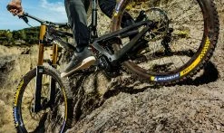 Pneu Michelin DH 34 - Magi-XDH - DownHill Shield Bead2Bead - Tubeless Ready -Vélo Boutique de vente dh34 michelin 1235x735