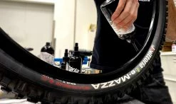 Préventif Vittoria Universel Pour Pneus Tubeless 9 Préventif Vittoria Universel Pour Pneus Tubeless -Vélo Boutique de vente preventif vittoria 4 1235x735
