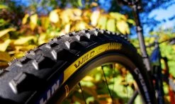 Pneu Michelin Wild XC Racing Line Tubeless Ready - GumX - E-Bike Ready -Vélo Boutique de vente wildxc6 1235x735